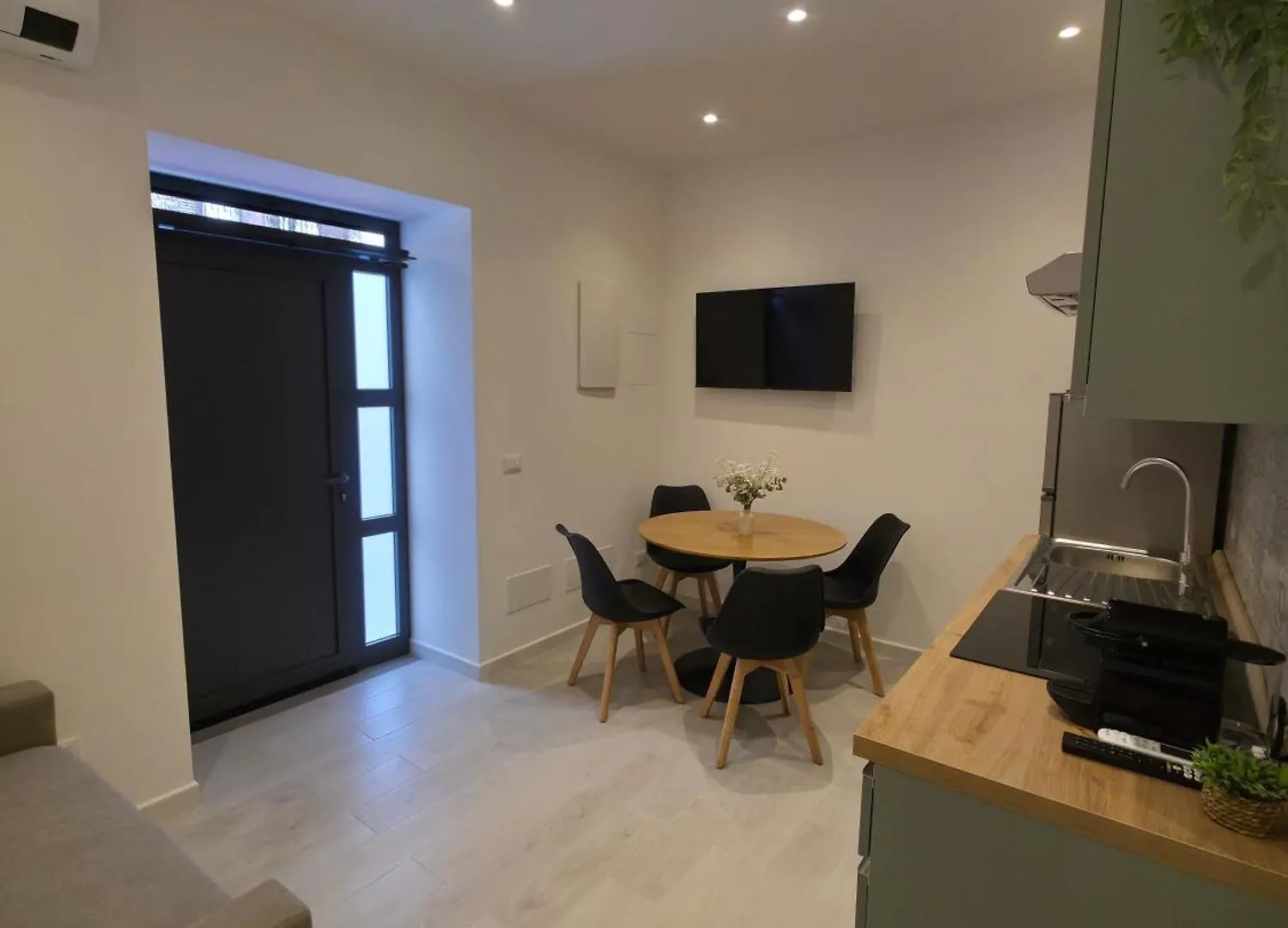 Al Binario 48 Lolli Home Palermo Ubytování v soukromí